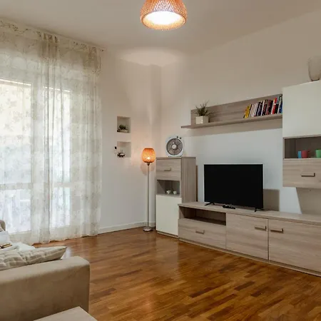 Διαμέρισμα Guesthost - Casa Viviana *