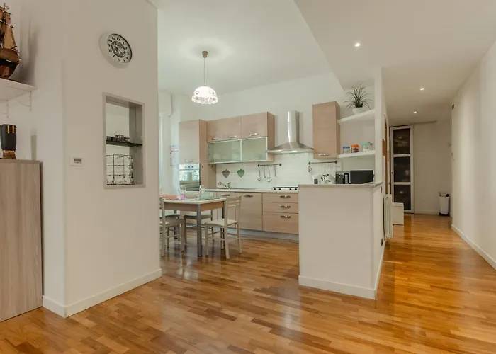 Guesthost - Casa Viviana Apartmán La Spezia