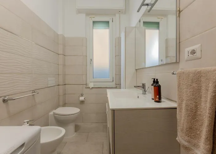 Guesthost - Casa Viviana Apartmán La Spezia